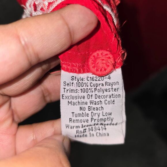 Johnny Was Scarlet Red Lissa Cupra Rayon Floral Embroidered Blouse Medium - Picture 6 of 8